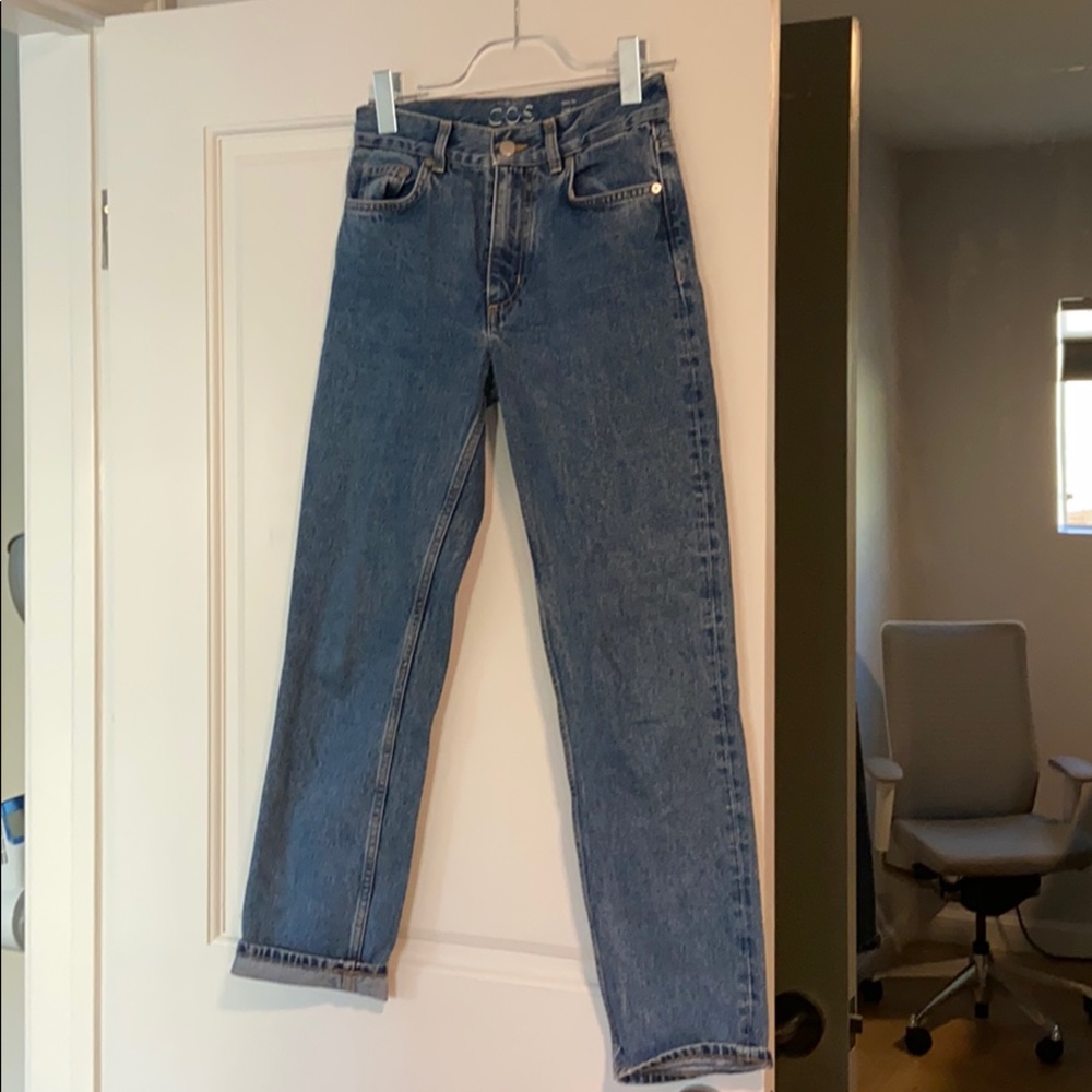 COS jeans slim fit cropped